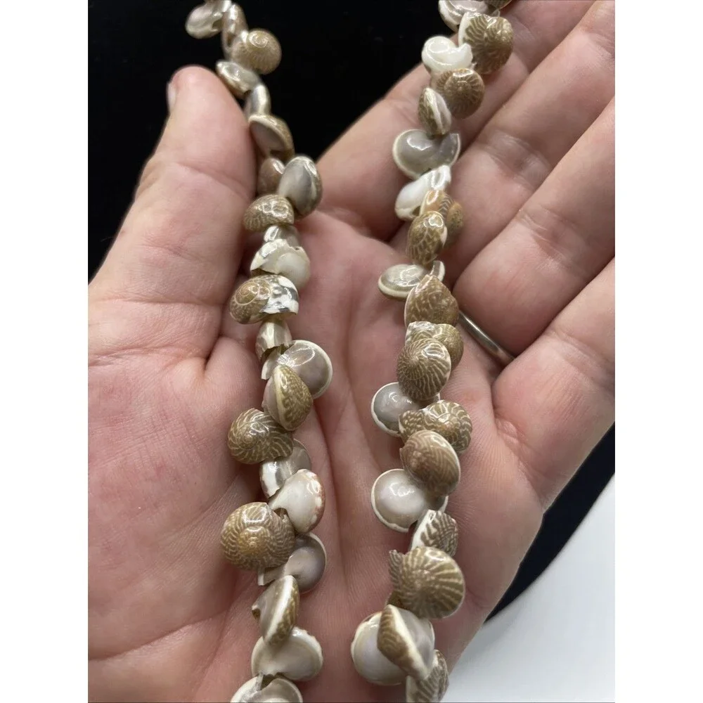 VTG 60’s Mini Brown White Shell Necklace 30”